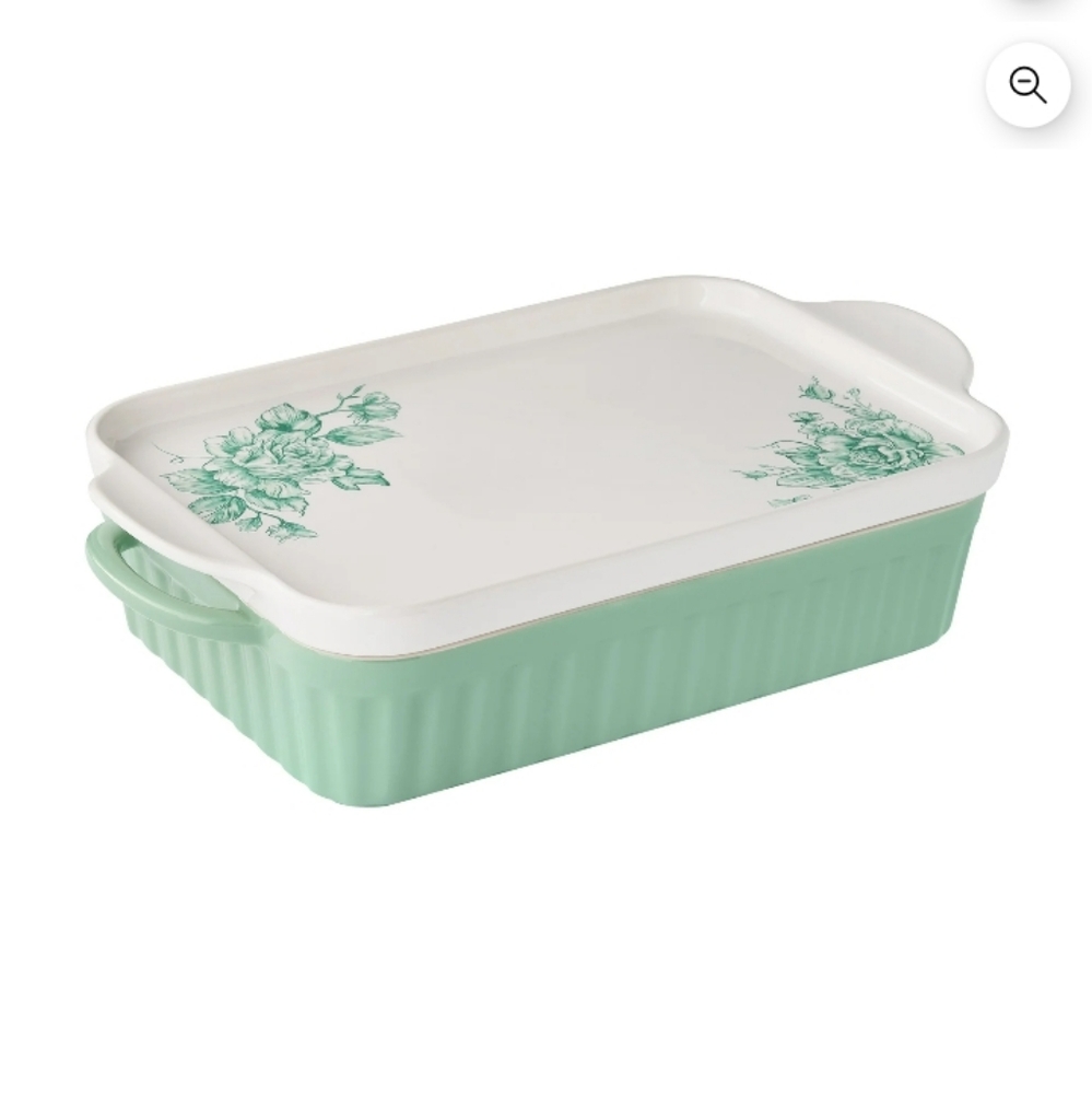 The Pioneer Woman Agatha Rectangular Baker with Platter Lid, 9" x 13" - Picture 2 of 3